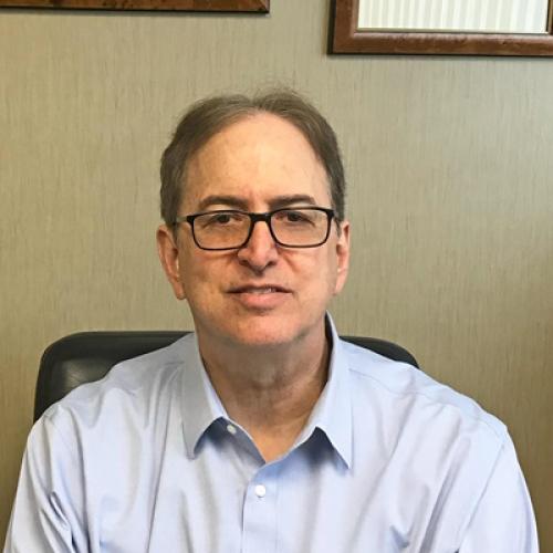 Dr. Kushner headshot